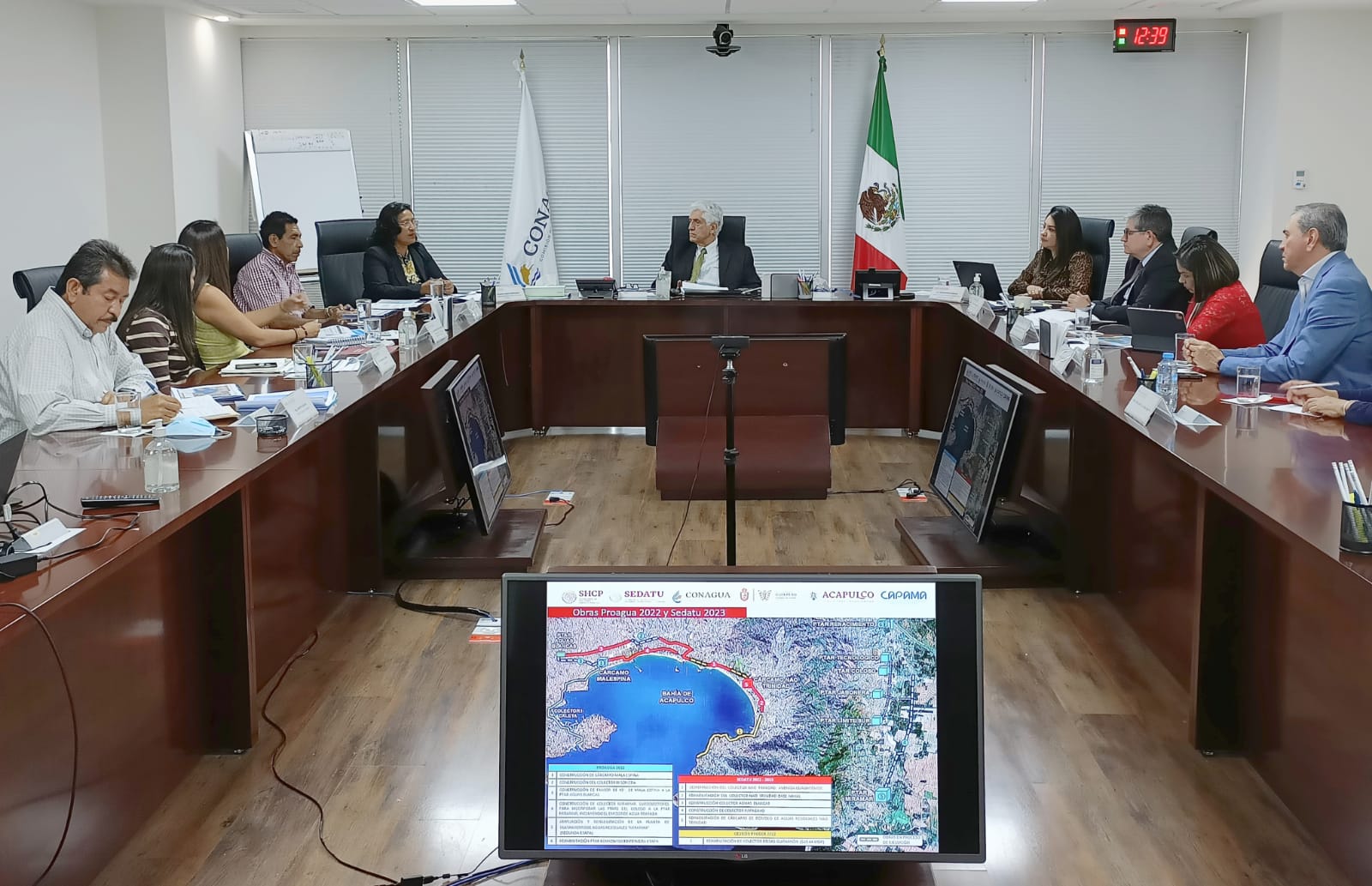 Se reúne Abelina López con el director general de la CONAGUA en la Ciudad de México