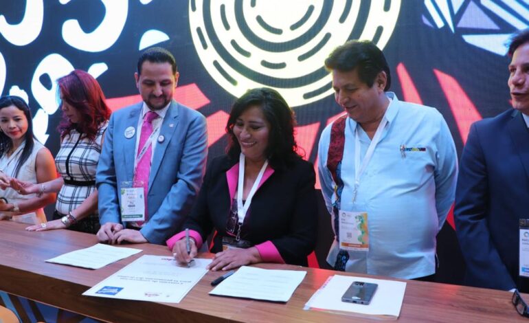 Signa Abelina López, convenio con Querétaro para la «Ruta del Vino y el Mezcal»