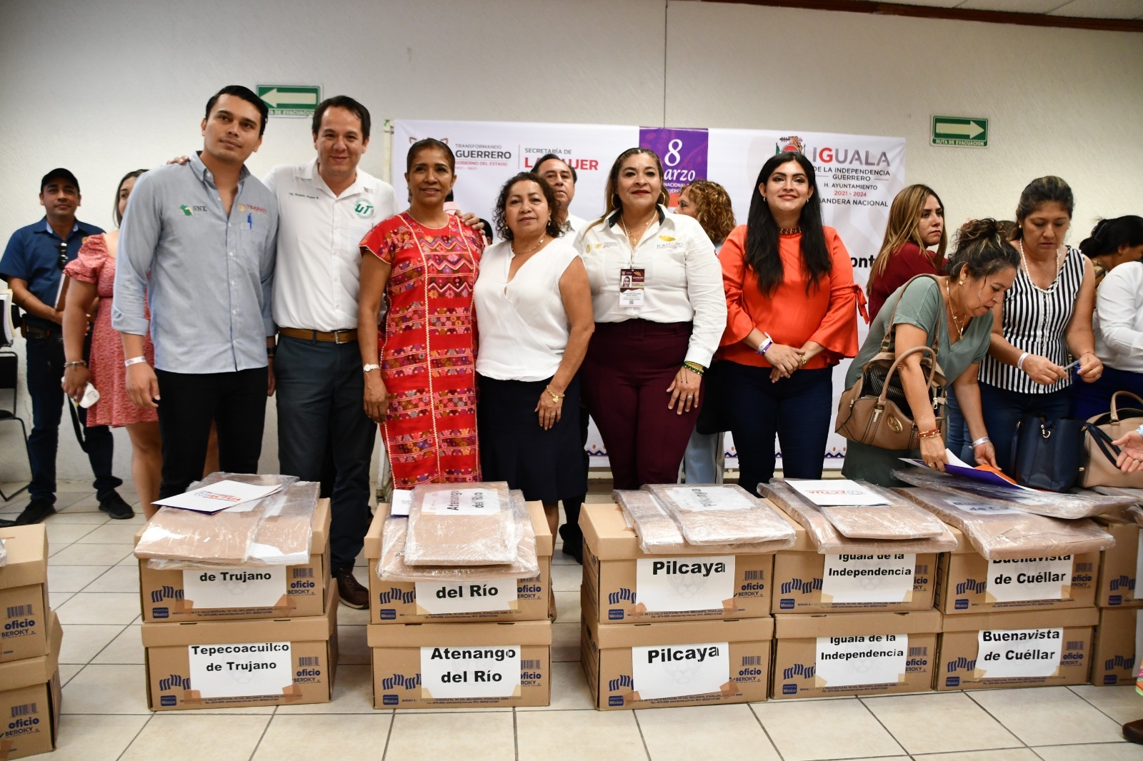 Presenta la Semujer la campaña «Guerrero Actúa contra la Violencia hacia las Mujeres a los municipios de la región Norte