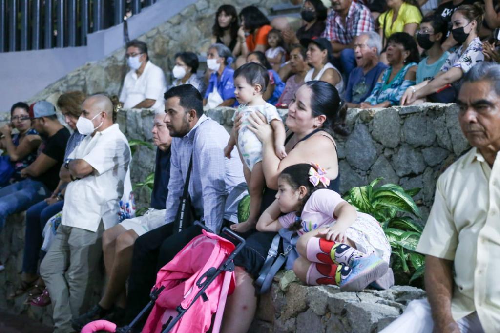 Con concierto de la Filarmónica de Acapulco, el Parque Papagayo cierra actividades por 42 Aniversario