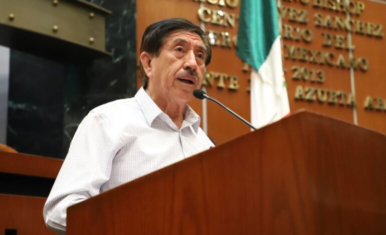 Proponen incorporar las preparatorias populares al Sistema Estatal Educativo