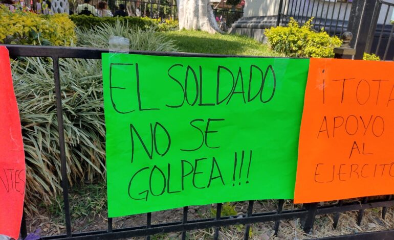 Civiles apoyan al Ejército en Chilpancingo por el caso Tamaulipas