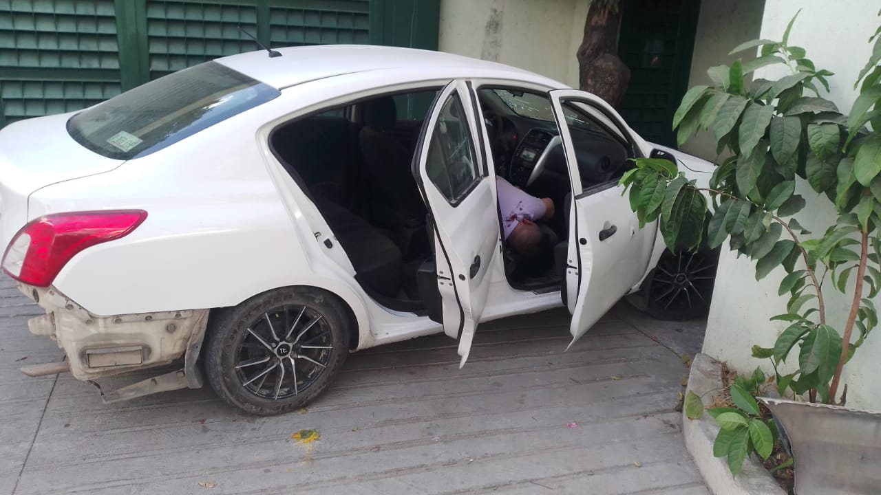 Afuera de Batallón de la Guardia Nacional en Iguala, hombres armados dan muerte a una persona y dejan herida a una más