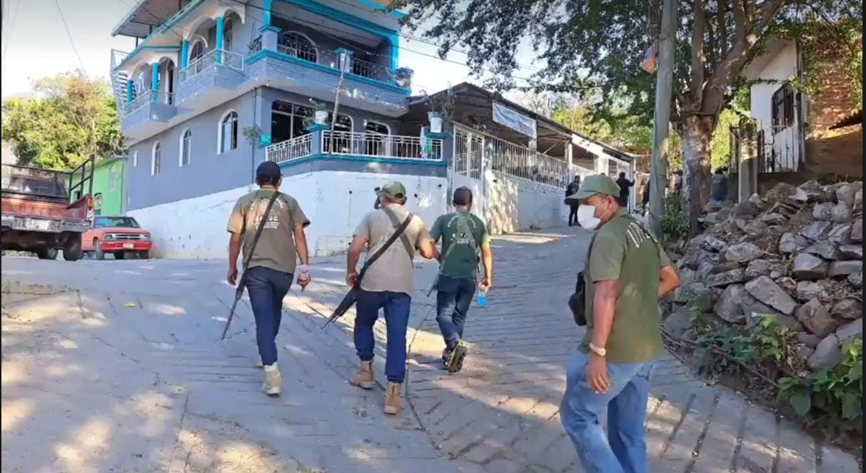Recupera el Gobierno de Guerrero carreteras federales de autodefensas o policías comunitarios