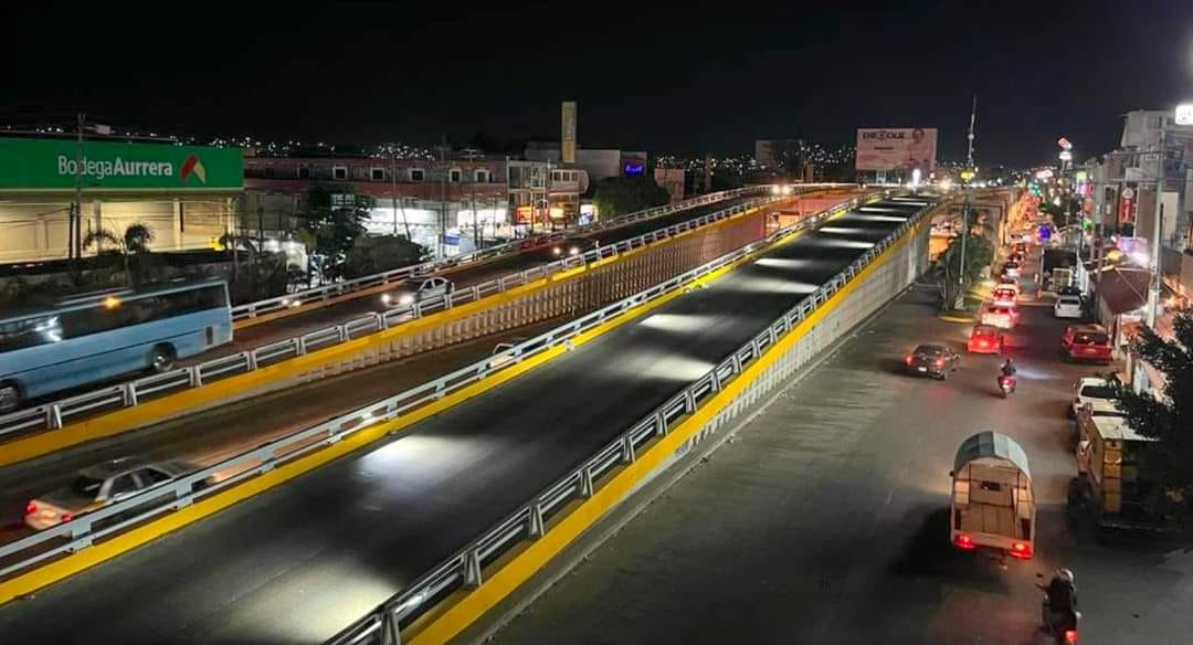 Entrega Gobierno del estado rehabilitación del puente vehicular en el bulevar Vicente Guerrero en Acapulco