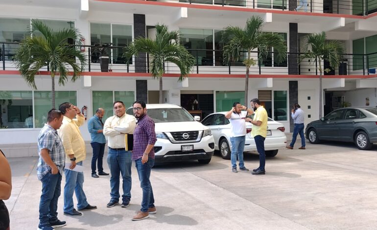Dirigencia del PRD denuncia ante el IEPC a Jacinto González Varona por difamación
