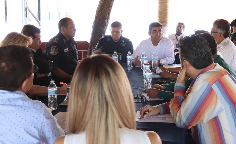 El secretario de Seguridad en Guerrero se reúne con empresarios de Chilpancingo