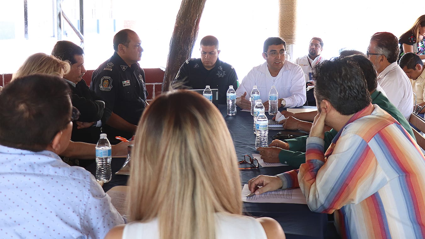El secretario de Seguridad en Guerrero se reúne con empresarios de Chilpancingo
