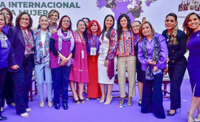Evelyn Salgado Pineda asiste al acto oficial para conmemorar el Día Internacional de la Mujer