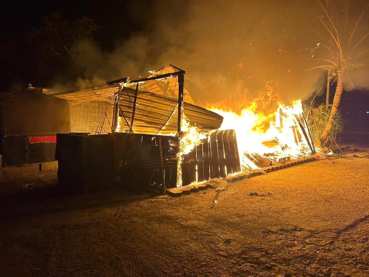 Desconocidos queman dos bares en la zona Diamante de Acapulco