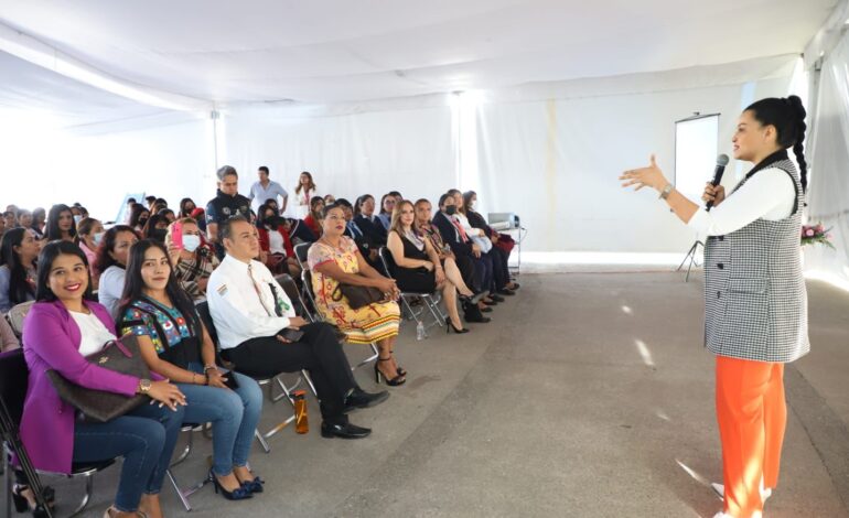 Impulsa la diputada Jennyfer García el emprendurismo y la independencia económica de las mujeres guerrerenses