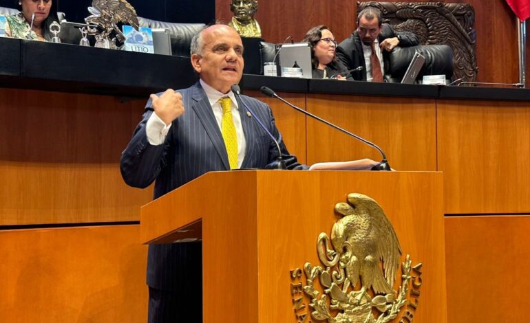 No le mientan al pueblo, pide el coordinador de los senadores del PRI, Manuel Añorve a la mayoría oficialista en el Congreso