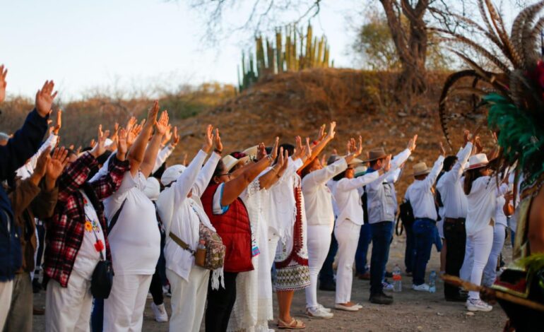 Decenas de familias guerrerenses dan la bienvenida a la primavera en la Organera-Xochipala organizado por el DIF Guerrero