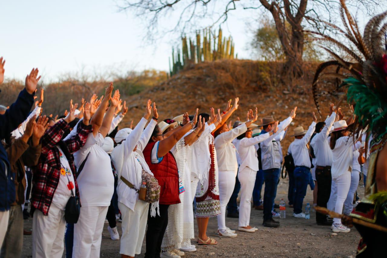 Decenas de familias guerrerenses dan la bienvenida a la primavera en la Organera-Xochipala organizado por el DIF Guerrero