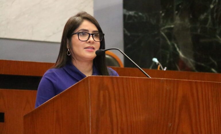 Propone Yoloczin Domínguez crear el Día Estatal del Voceador