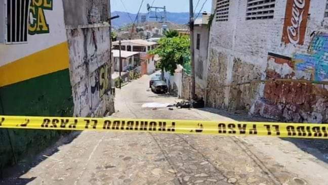 Conductor de Pipa arrolla a adulto mayor en la colonia Garita y huye