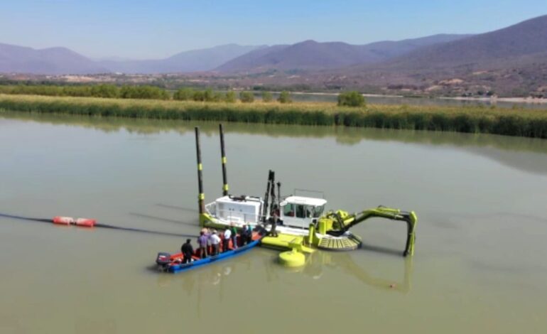 Arranca el dragado y desazolve de la laguna de Tuxpan, en Iguala