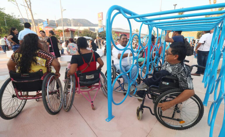 Celebran acapulqueños y turistas, apertura del parque incluyente El Golfito