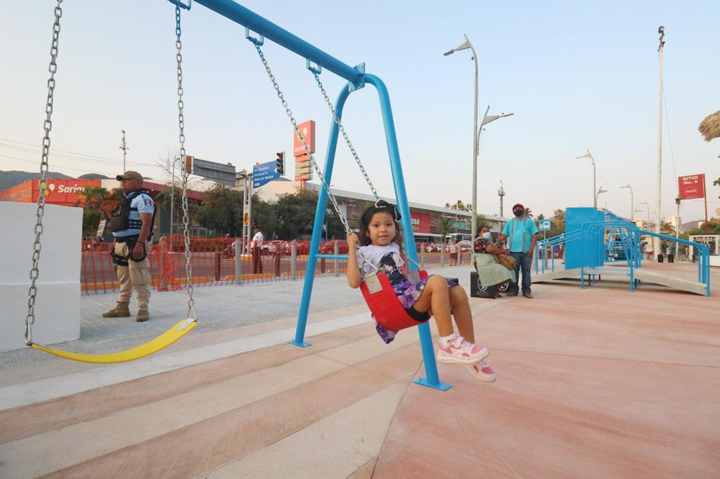 Inaugura Abelina López parque incluyente El Golfito