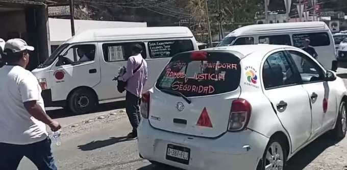 Trabajadores del transporte público de Taxco de Alarcón demandan seguridad