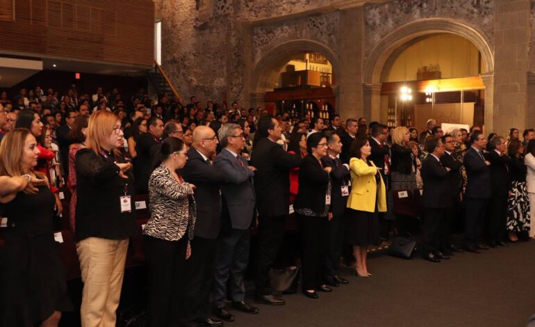 Participa Guerrero en Reunión Nacional de Contralorías Gubernamentales