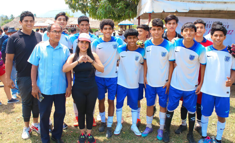 Promueve Yoloczin Domínguez el deporte en Acapulco