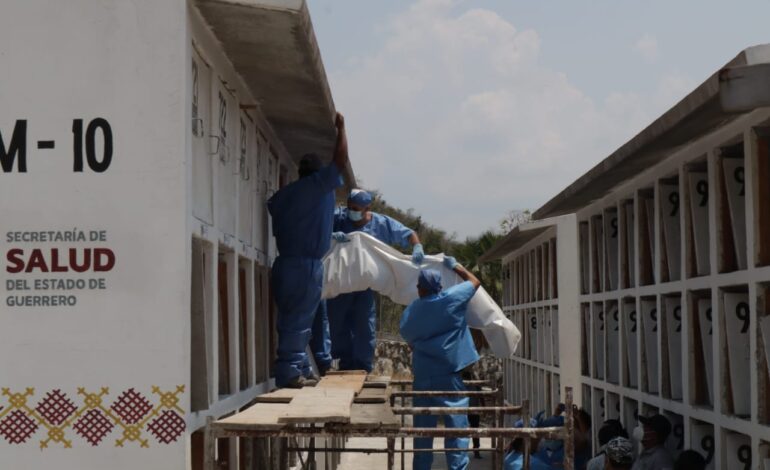 Trasladan 28 cadáveres sin identificar a Panteón Ministerial en Chilpancingo