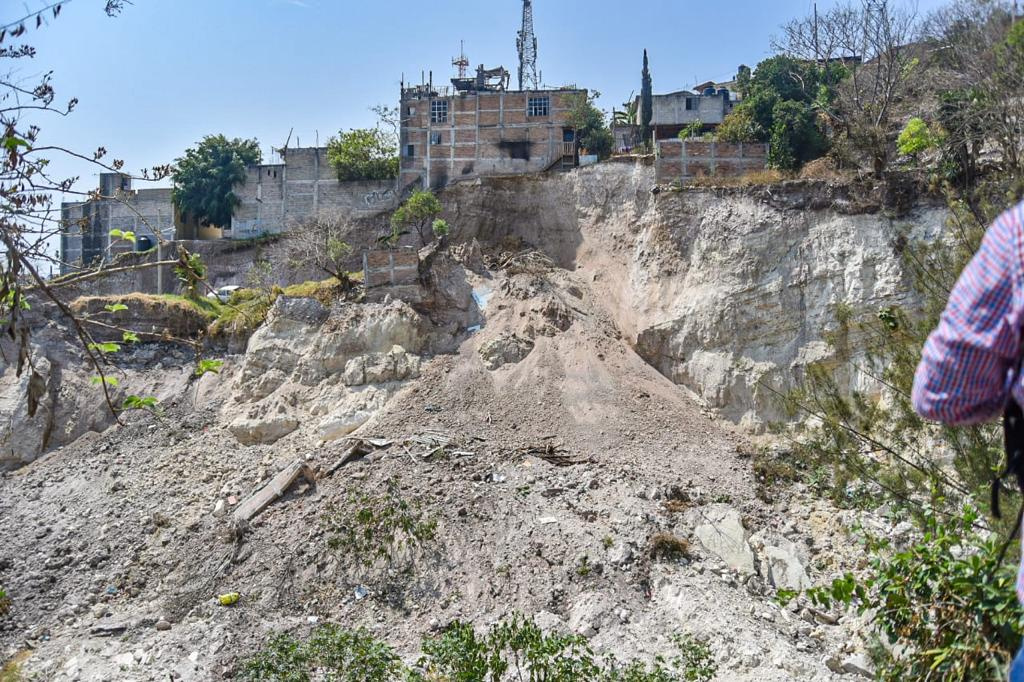 Atiende Gobierno del estado contingencia en la colonia Ampliación Primero de Mayo en Chilpancingo