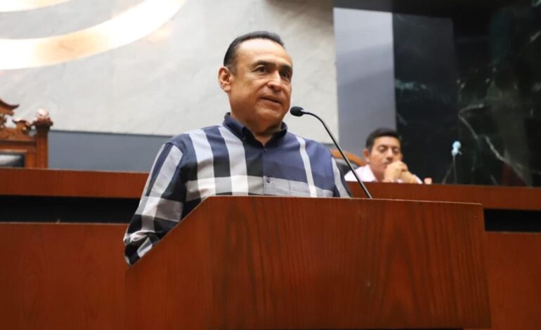 Exhortóyas  el Congreso a instancias de gobierno para que se construyan rompeolas en playas de la Costa Chica