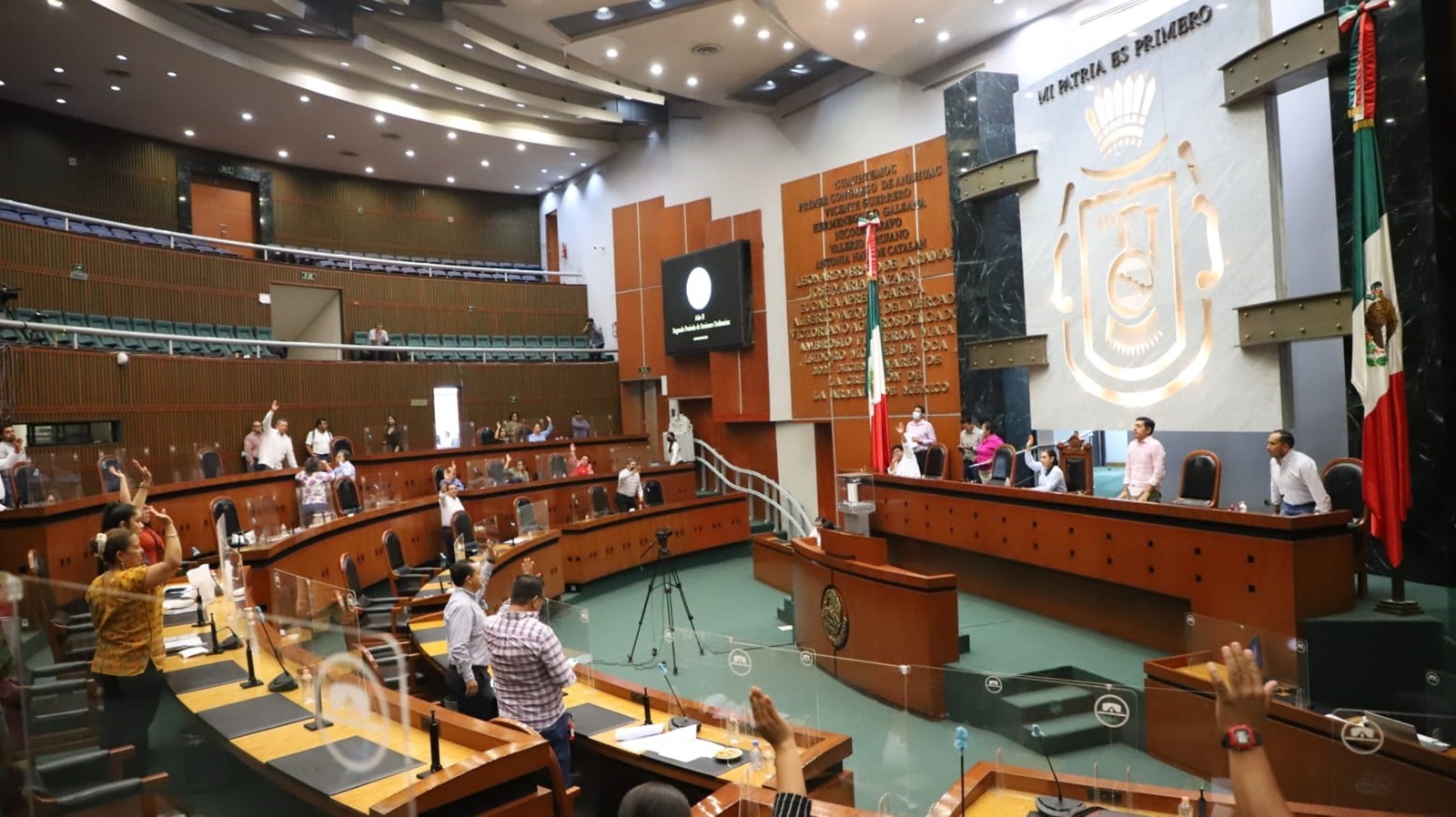 Plantea Jucopo inscribir en el muro de honor la leyenda «2023, año del Bicentenario del Heroico Colegio Militar