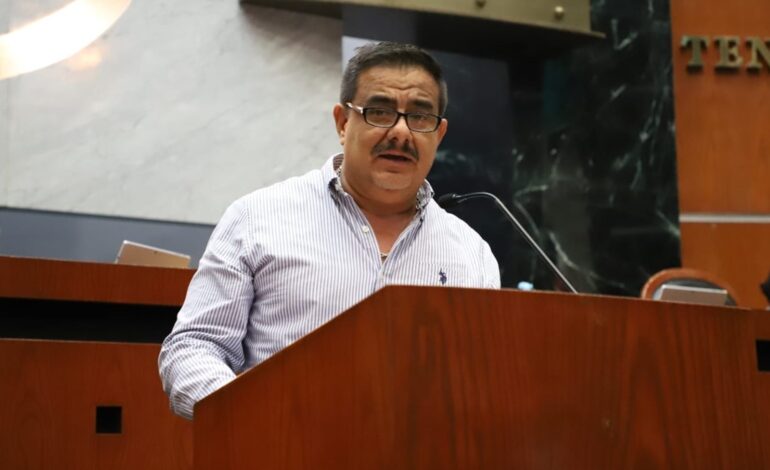 Exhorta el Congreso a secretarías estatales para encaminar acciones contra el embarazo adolescente