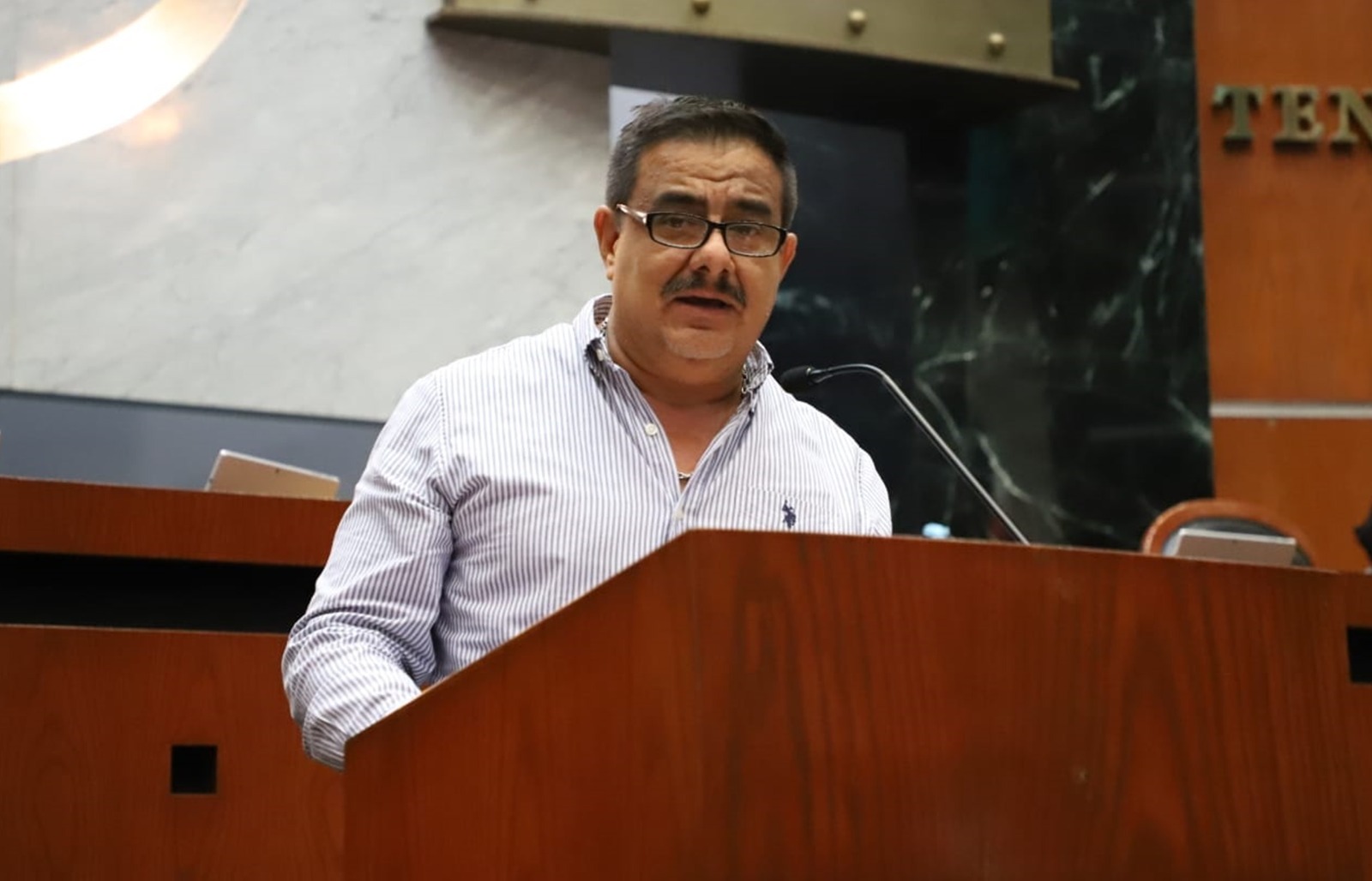 Exhorta el Congreso a secretarías estatales para encaminar acciones contra el embarazo adolescente
