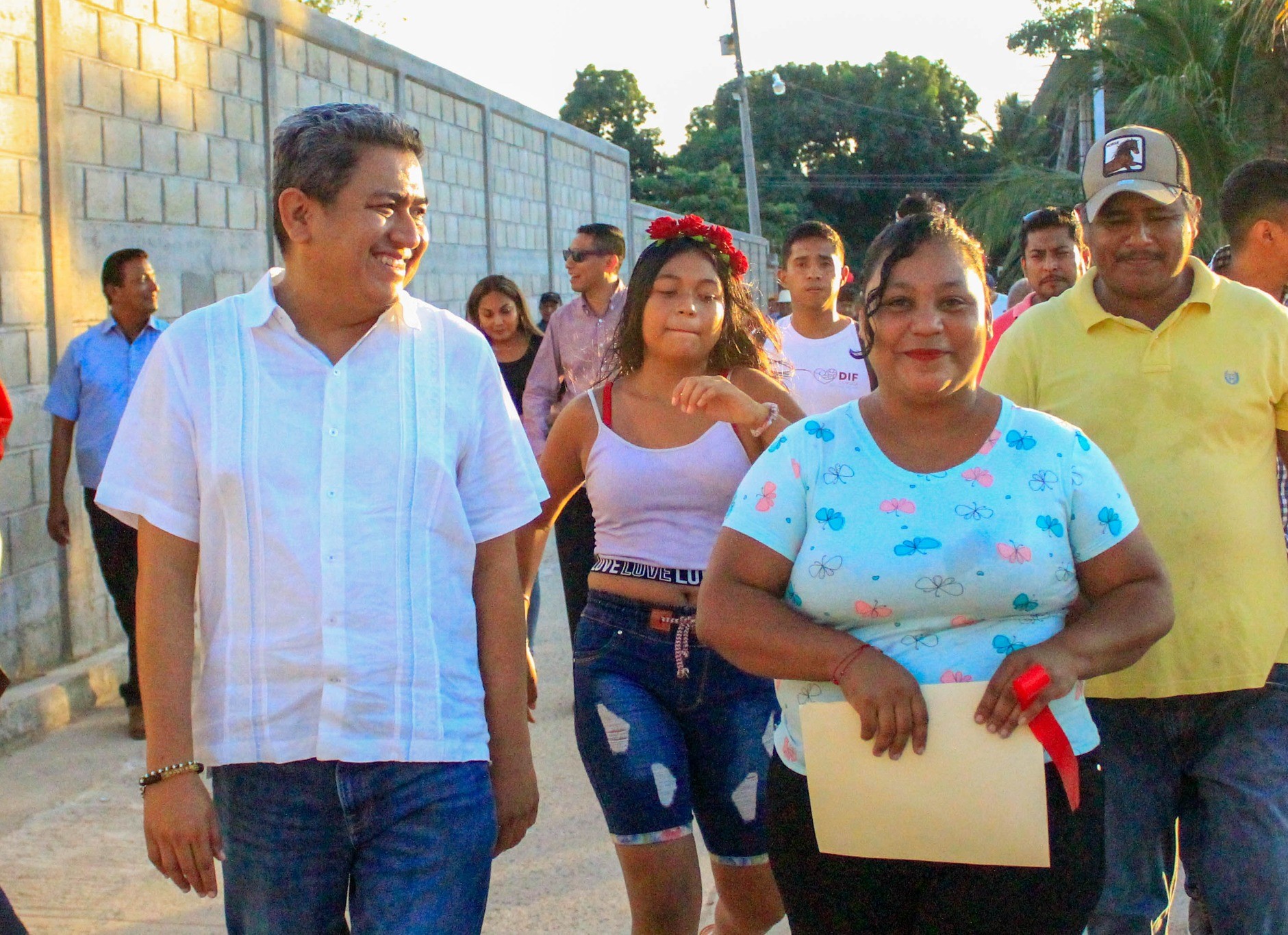 Ossiel Pacheco y su cercanía con el pueblo de Coyuca