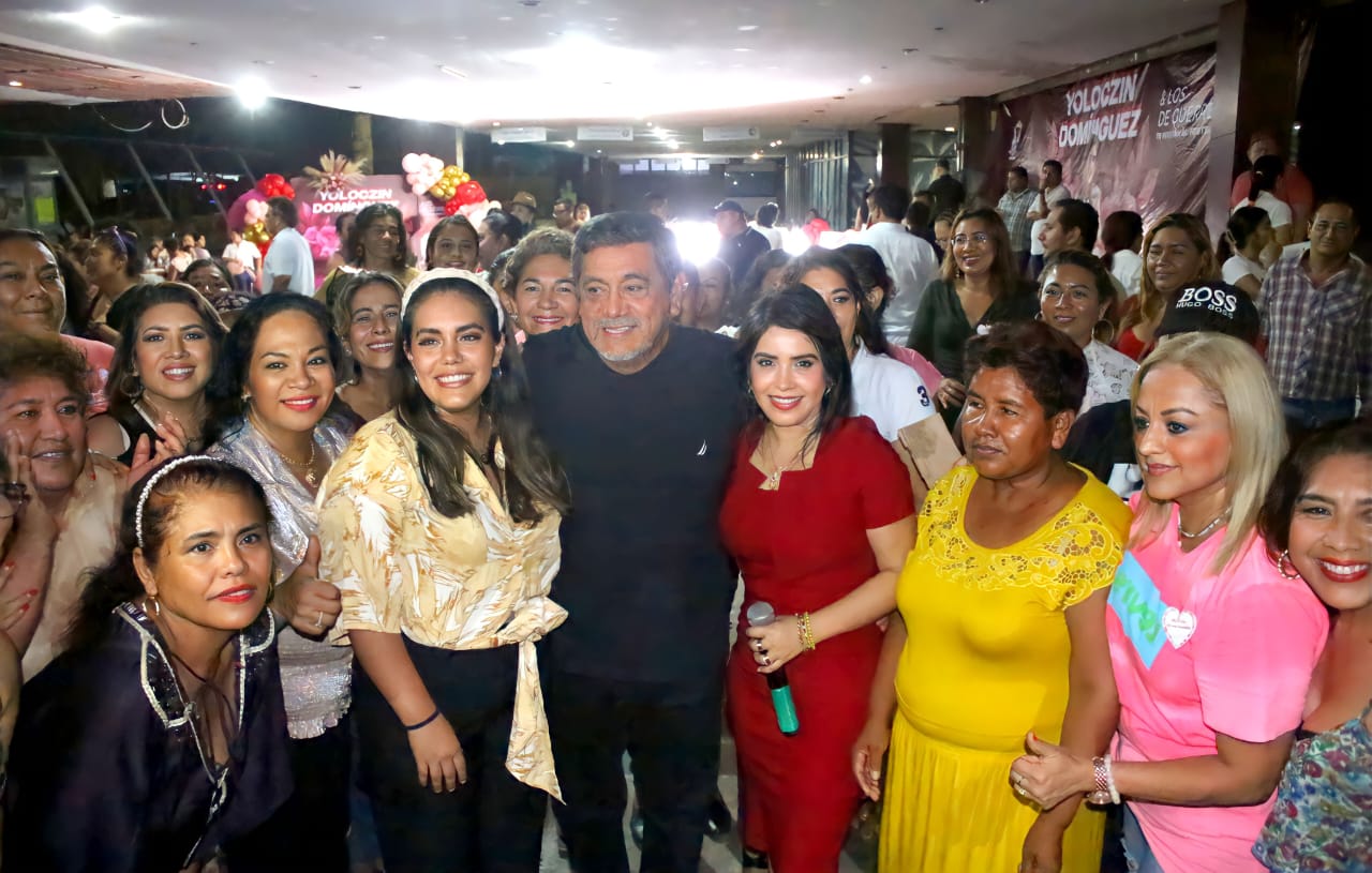Agasaja Yoloczin Domínguez a más de mil 2 madres de Acapulco por su día