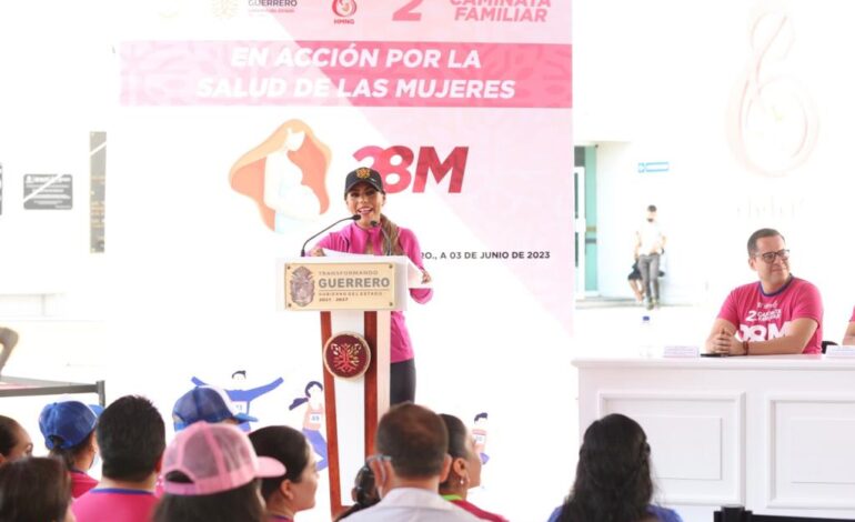 Asiste Evelyn Salgado, a la segunda caminata familiar en acción por la salud de las mujeres