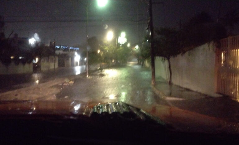 Activa Evelyn Salgado protocolo de atención de Protección Civil por lluvias en Acapulco y parte de Guerrero