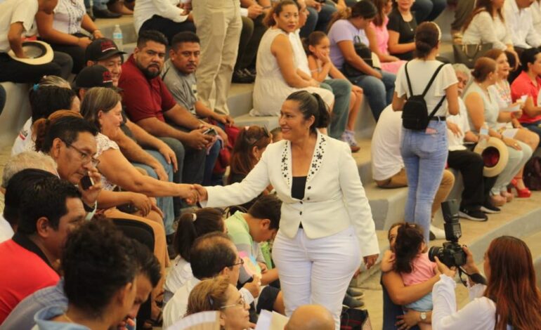 Hay que respetar el 115 Constitucional en diálogos con afectados del Mercado Central de Acapulco, dice Abelina López