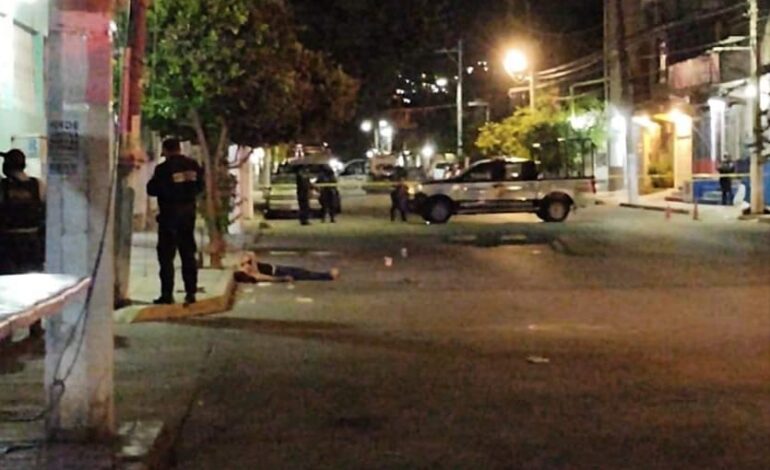 Asesinan a motociclista en Ciudad Renacimiento, Acapulco