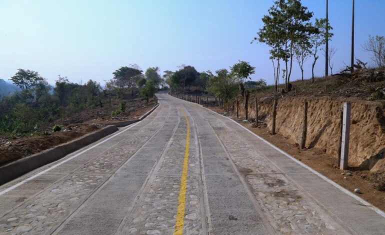 Impulsa Evelyn Salgado el desarrollo en zonas indígenas con mayor marginación en Guerrero