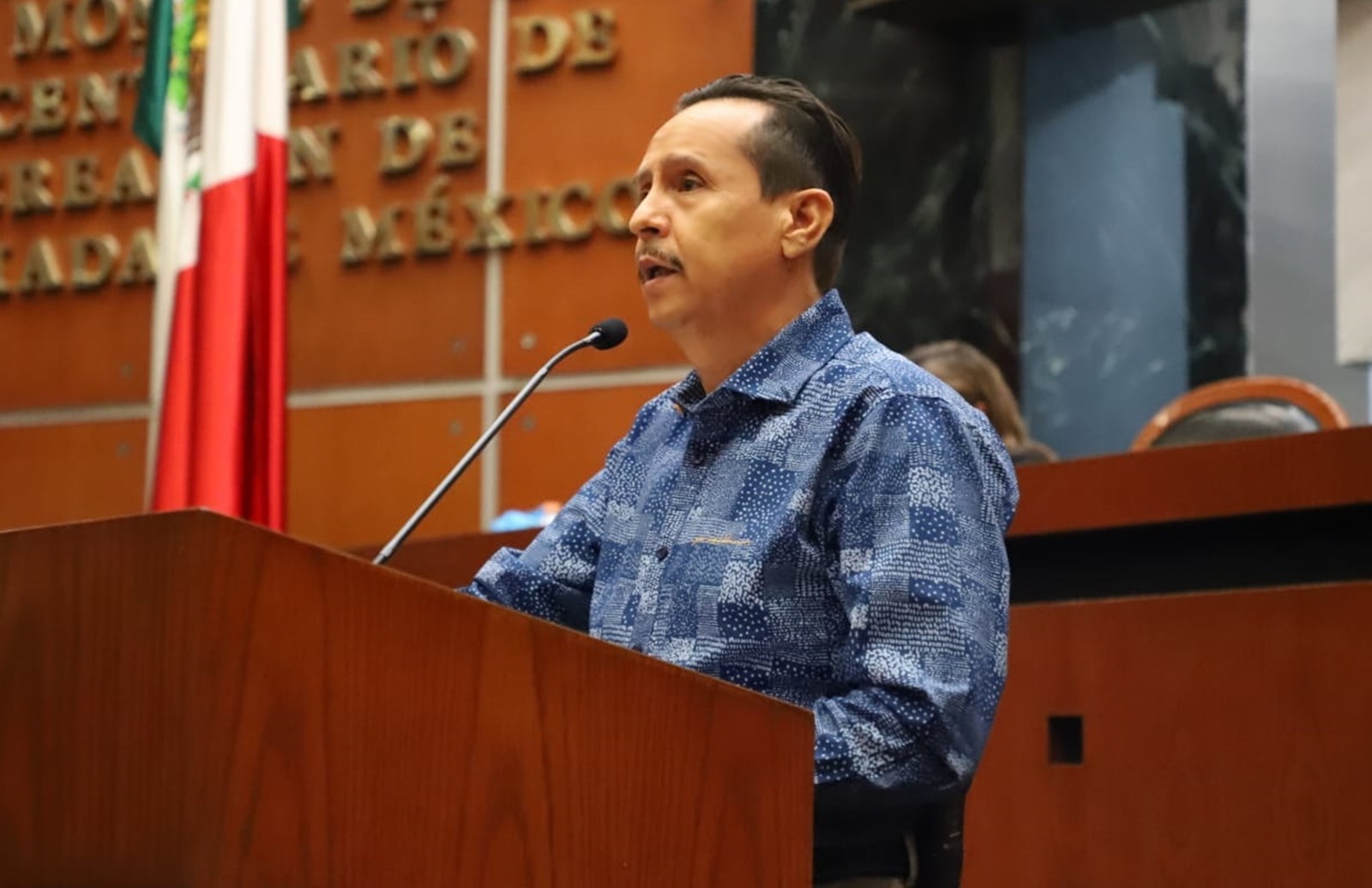 Plantean reforma a la ley de salud para mejorar el desempeño de médicos residentes