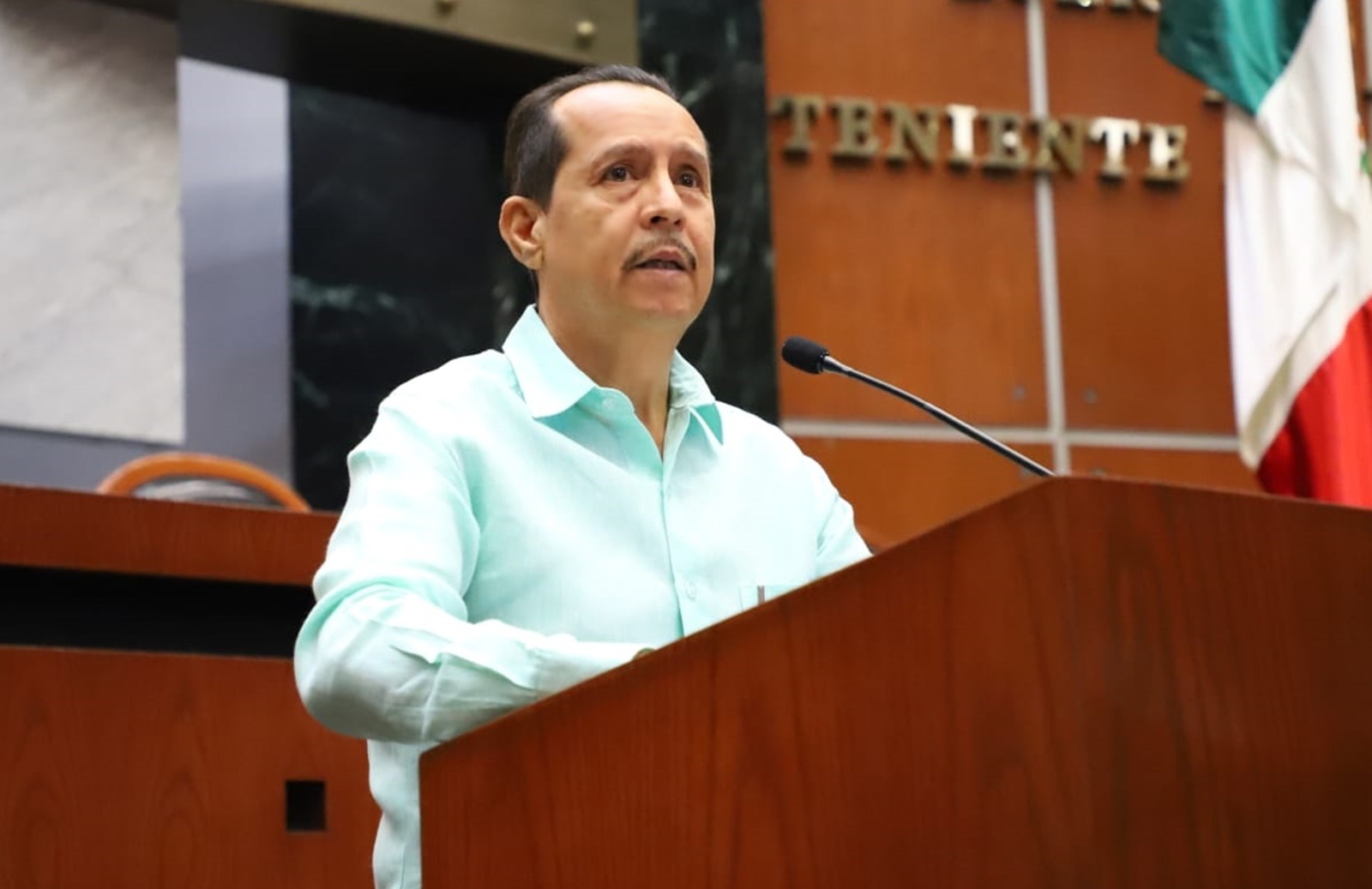 Proponen dar licencia por cuidados médicos a trabajadores con hijos diagnosticados con cáncer