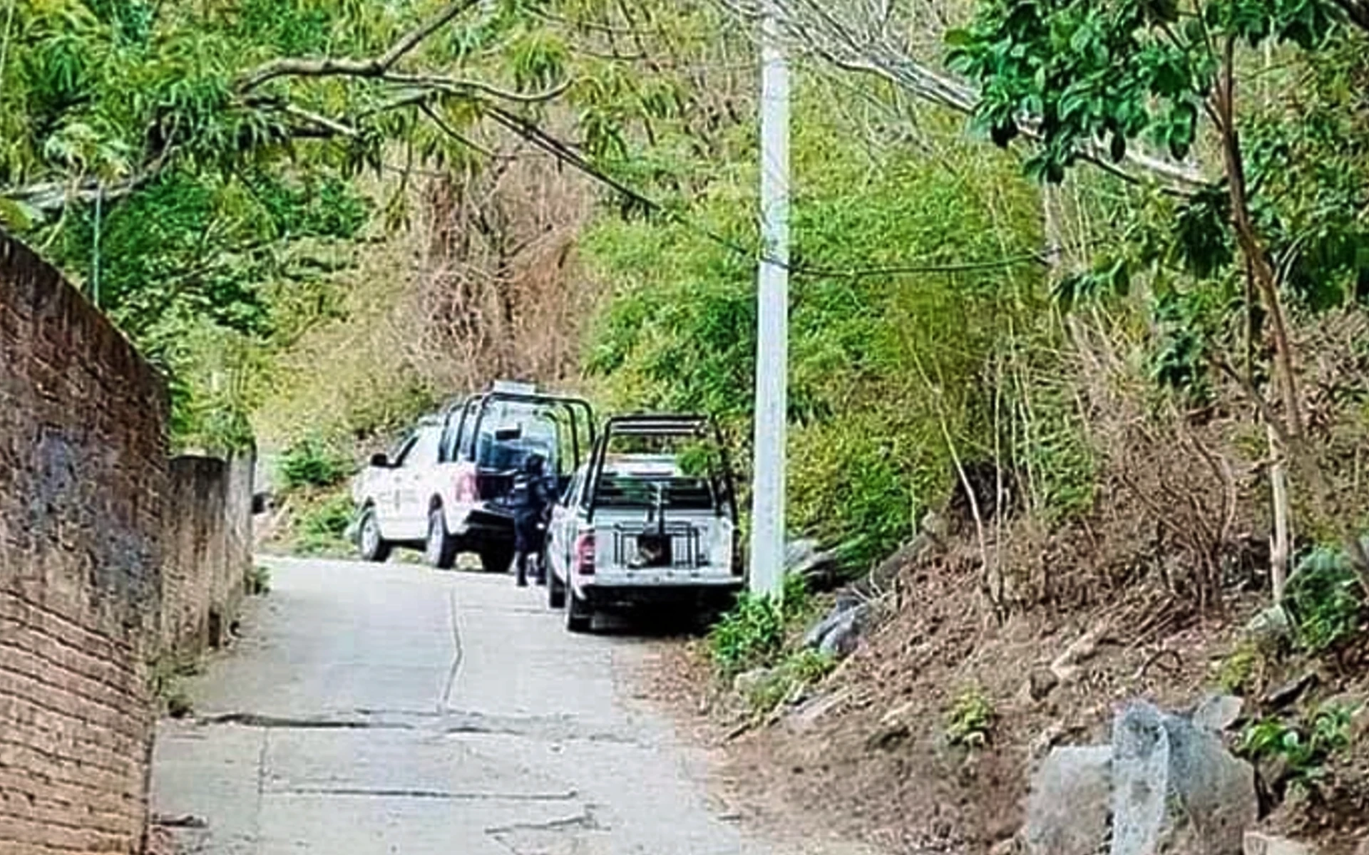 Asesinan a padre e hijo en Tierra Colorada; hay un menor de edad herido por el ataque