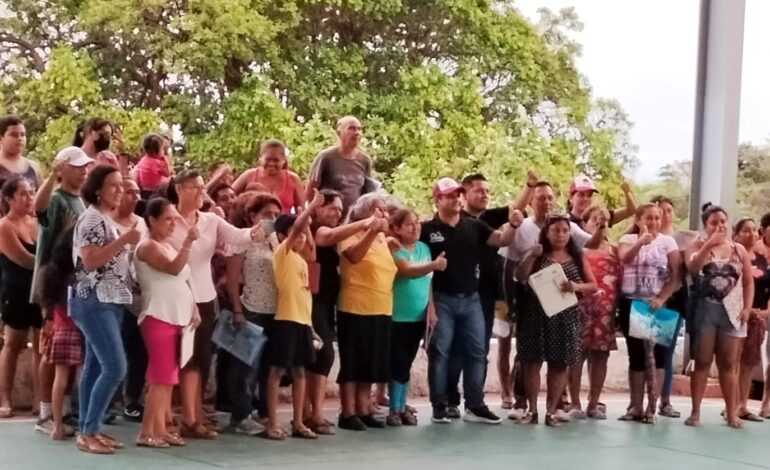 Intensifica Jacko Badillo recorridos por el territorio acapulqueño