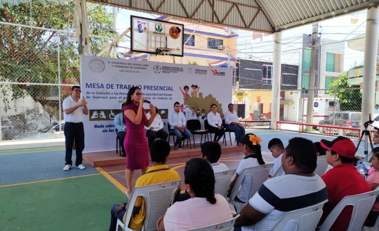 Desarrolla Congreso mesas de trabajo en Tecpan como parte de la consulta a personas con discapacidad