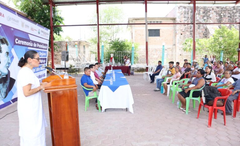 Premian a ganadores del concurso Regional Los Pintores Nahuas del Alto Balsas “Historias Narradas en Amate 2023