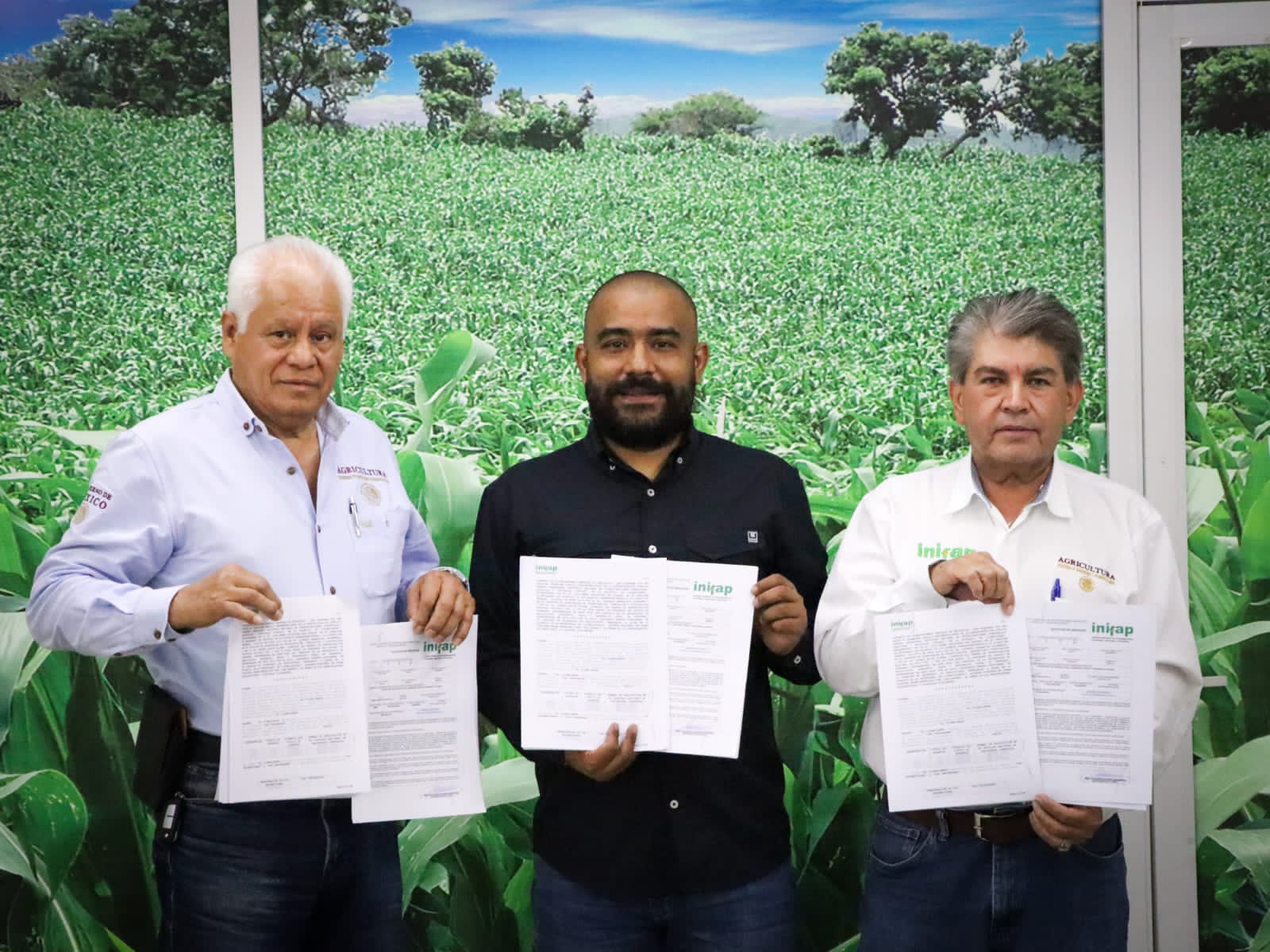 Firman convenio de colaboración la SAGADEGRO y el INIFAP