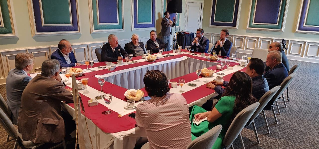 Adelantar la selección del frente fue oportuno porque recortó la distancia con Morena: Santiago Creel Miranda