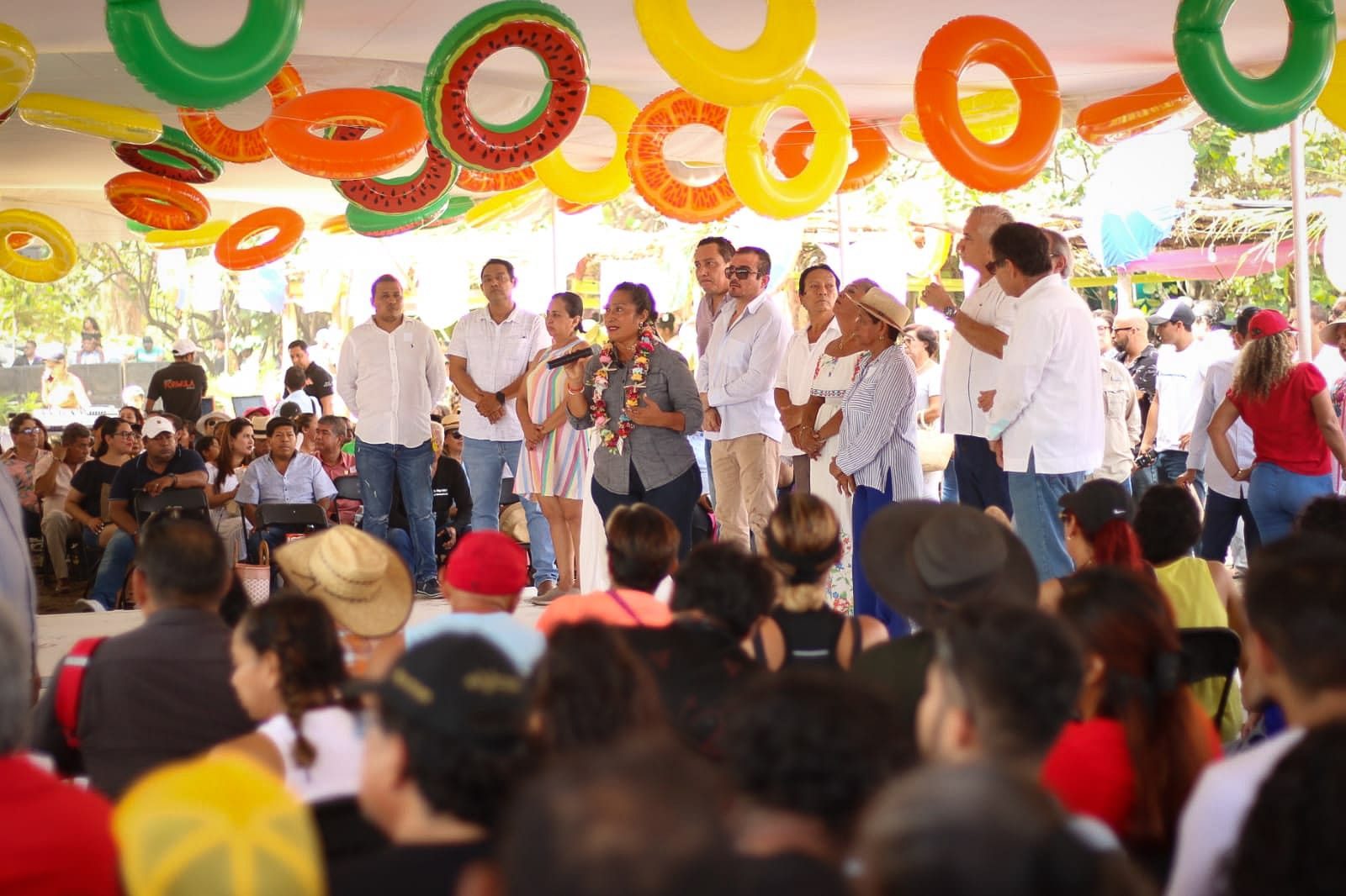 Va Abelina López por colector para Barra Vieja