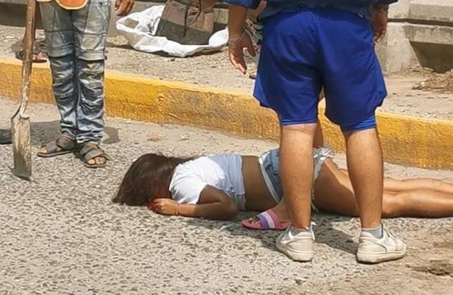 Choca joven motociclista; cae del Trébol de Las Cruces
