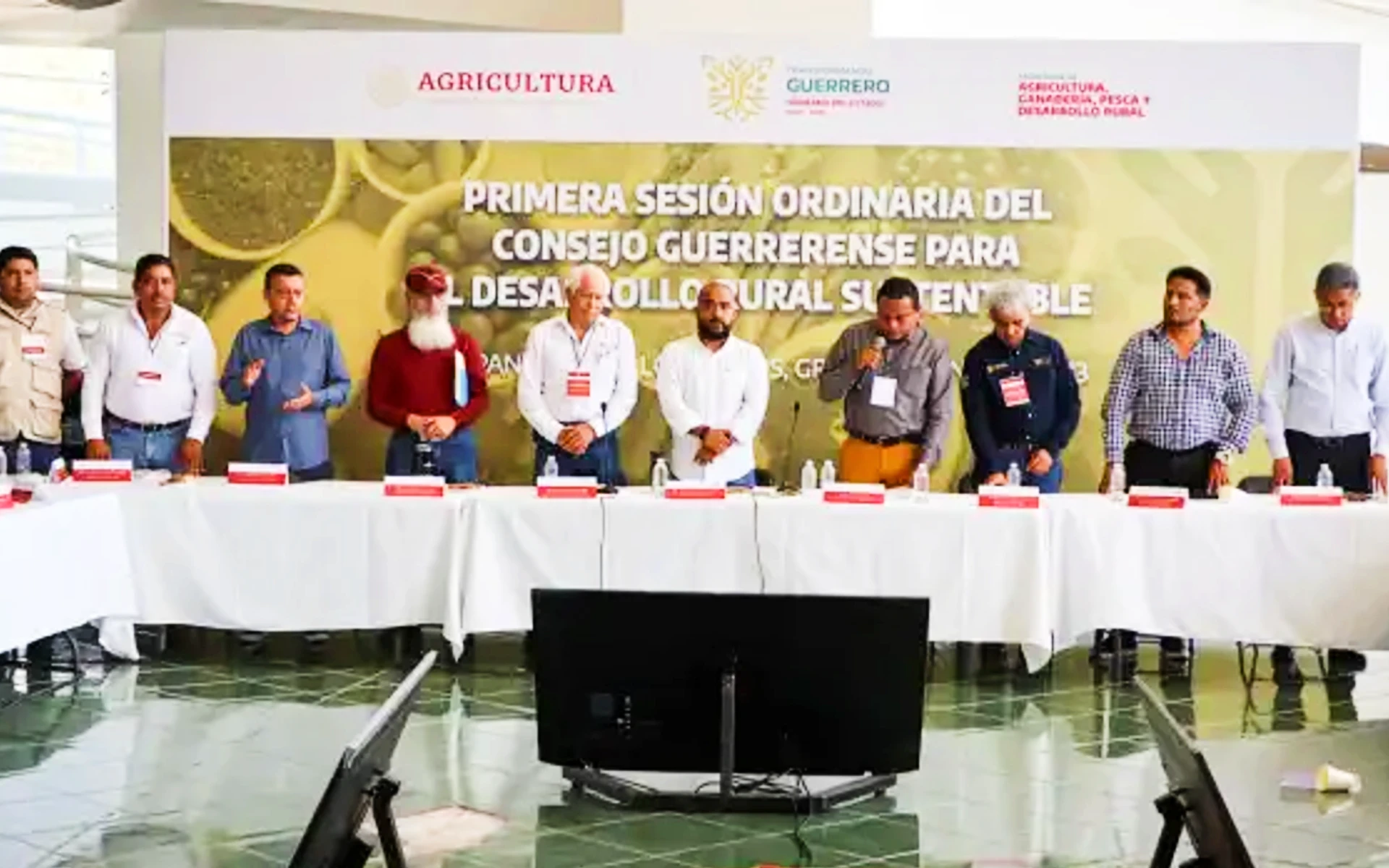 Avanza entrega de fertilizante gratuito en un 63 por ciento en Guerrero